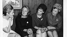 Timeline: “Los feminismos a través de la historia”.