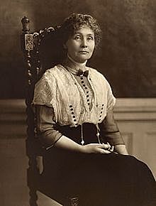 Emmeline Pankhurst Goulden (Mánchester, 15 julio 1858 – Hampstead, 14 junio 1928)