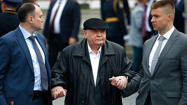 Junta golpista creada por el ala dura del Partido Comunista