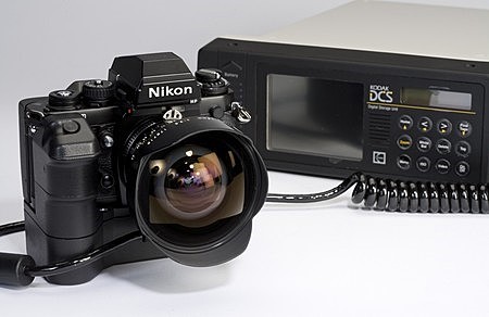 Evolución e historia de las cámaras de fotos digitales de 1975 a 2015