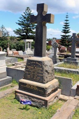 Dies suddenly of heart failure in the Blue Mountains.