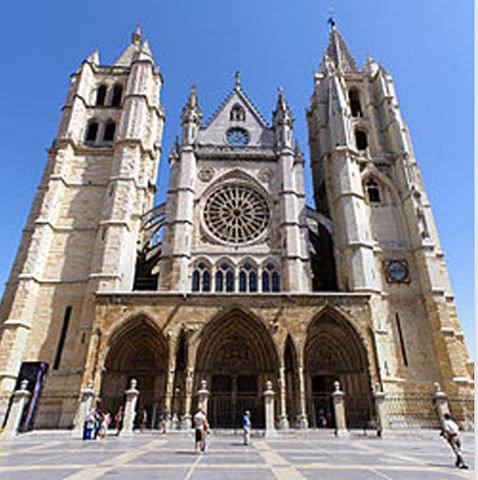 Surge la Arquitectura Gótica