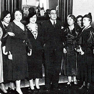 Timeline: Feminismos