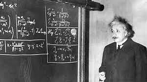 Se convierte en profesor