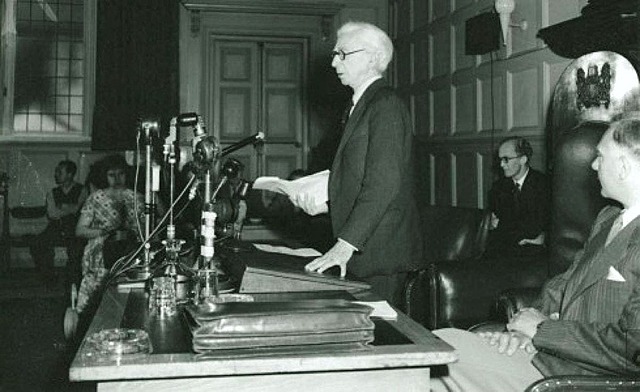 manifiesto Rusell-Einstein