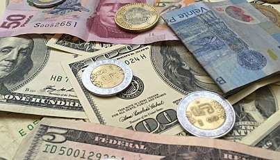 Se devaluó la moneda nacional y el dólar se fijó en $12.50.00