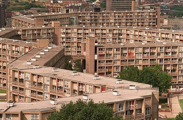 ¿Por que se destaca el brutalismo 2?