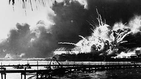 The USA enters the war