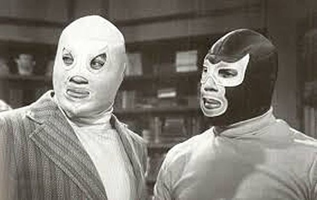 CINE DE LUCHADORES
