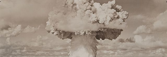 Los días 6 y 9 de agosto EUA lanza dos bombas atómicas creadas con uranio