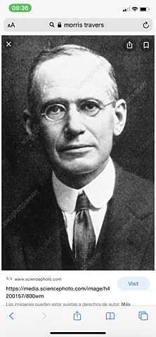 Morris travers (británico)