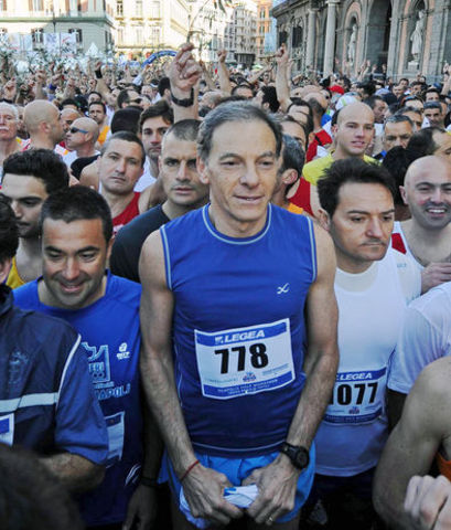 Emergenza rifiuti. La maratona tra l'immondizia dei candidati