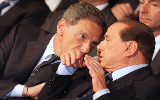 Imputati in liste Pdl. Lettieri: "Non votateli"