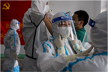 Se demuestra transmisión entre seres humanos.