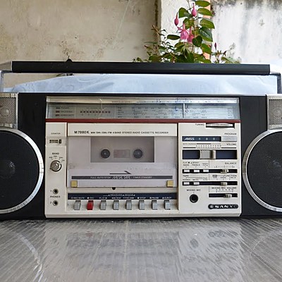 Timeline: Equipos de Sonido