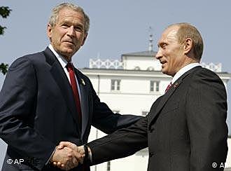 Reunión del presidente Ruso Vladimir Putin  y el presidente Americano George W Bush