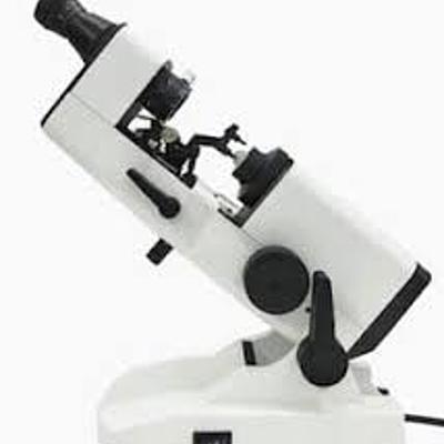 Timeline: indicios de la optica oftalmica