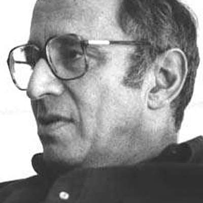 Timeline: Thomas Kuhn: Scientific Philosopher and Historian (July 18, 1922-July 17, 1996)