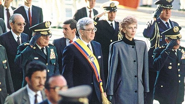 POSESIÓN PRESIDENCIAL: VIRGILIO BARCO