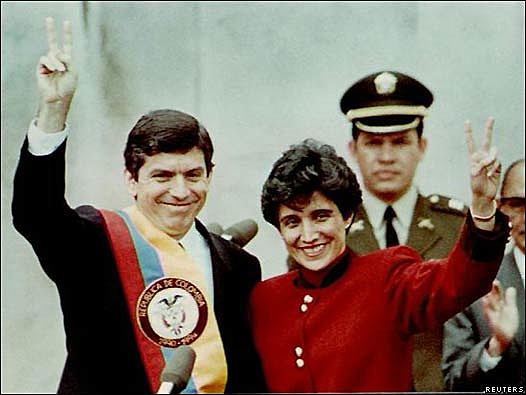 POSESIÓN PRESIDENCIAL: CÉSAR GAVÍRIA