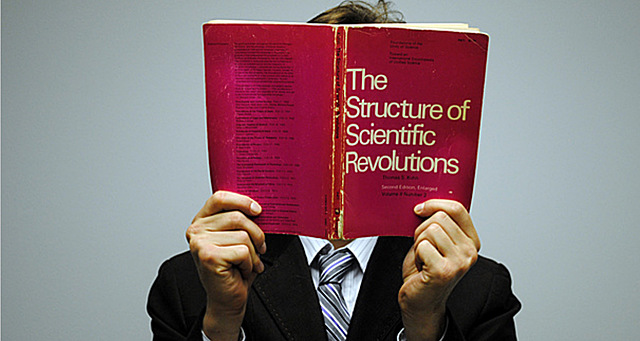 'THE STRUCTURE OF SCIENTIFIC REVOLUTION'