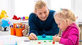 Timeline: Línea del tiempo de clínica infantojuvenil