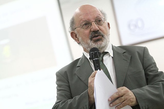 1990 d.C - Miguel Ángel Zabalza y sus avances didácticos