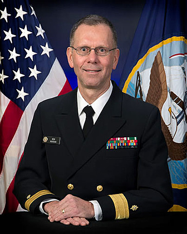 Primer Lenguaje de Programación Multidimensional