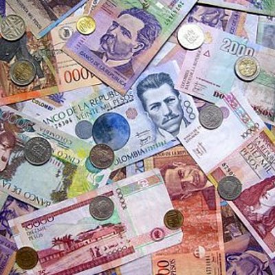 Timeline: La historia del dinero colombiano