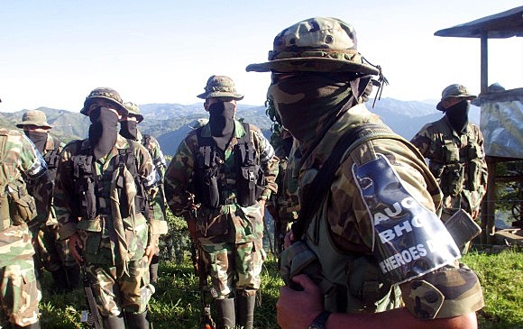 Desmovilización Bloque Héroes de Granada de las AUC (Oriente Antioqueño)