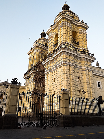 Se culminó la construcción de la Basílica y Convento de San Francisco de Lima