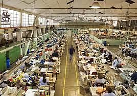 1970 - 1970 - 1982 De la baja Producción Manufacturera a la Dependencia Petrolera.