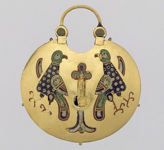 Temple Pendant with Two Birds Flanking a Tree of Life