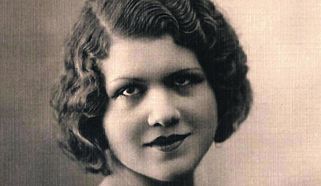 JOSEFINA DE LA TORRE