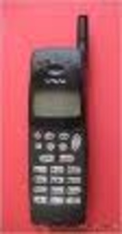 PRIMER TELEFONO MOVIL EN CASA