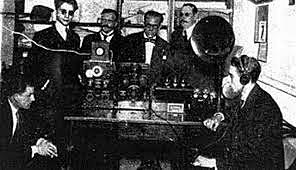 Primera transmisión radiofónica