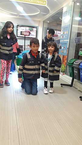 cuando fui con mi prima Mia isabela a DIVERSITI