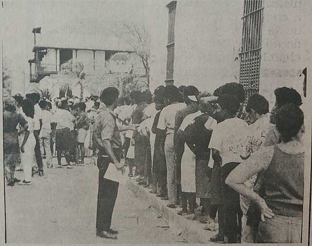 Elecciones Populares en un gobierno plagado de violencia.