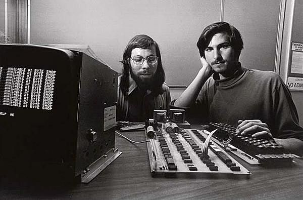 Las creaciones de Steve Job y Stephen Wozniak.
