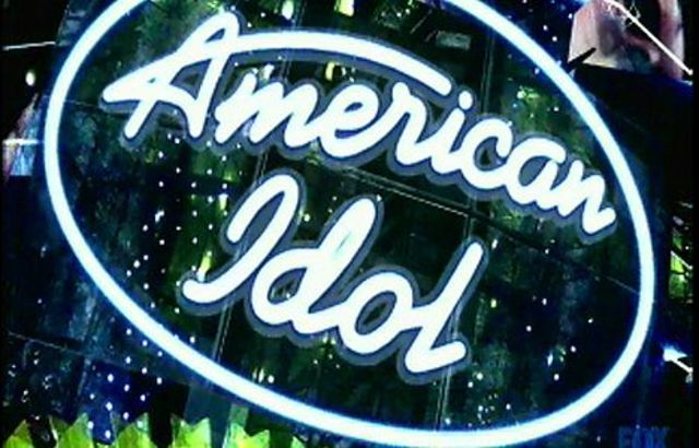 American Idol has first episode.