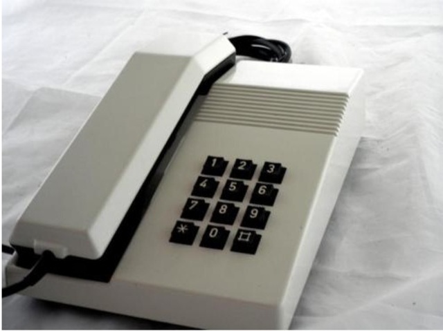 Llega el teléfono fijo a casa