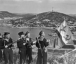 La Unión Soviética le declara la guerra a Japón.