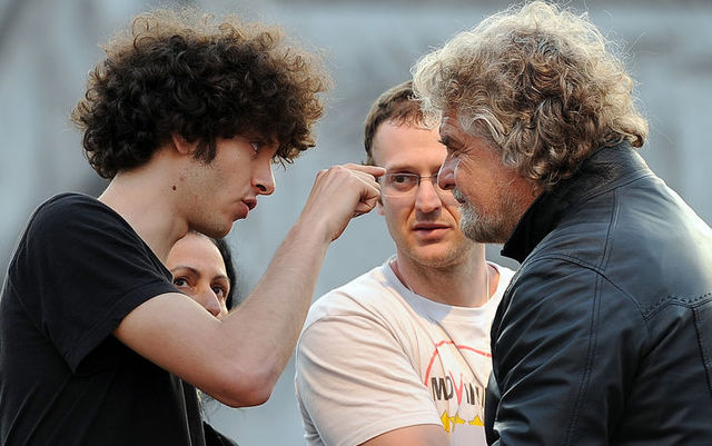 I grillini sul web; votiamo Pisapia