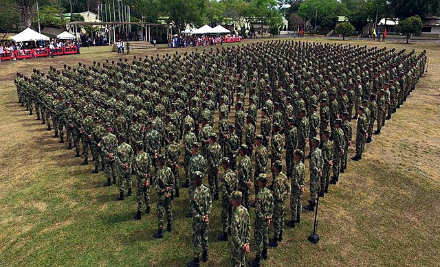 Mi padre se vincula al Ejército Nacional