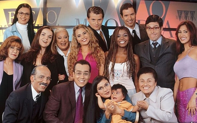 se presenta a los televidentes