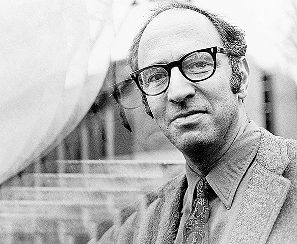 THOMAS KUHN (1922-1996)