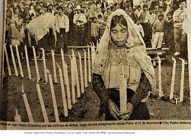 Matanza de Acteal: operaban más de diez grupos paramilitares, que combatían al EZLN. Algunos activistas los vinculan al Partido Revolucionario Institucional (PRI)