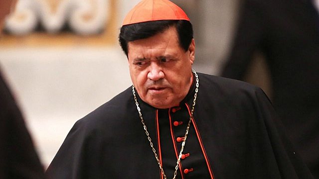 El papa Juan Pablo II crea Cardenal en Roma al Arzobispo Primado de México Mons. Norberto Rivera Carrera.