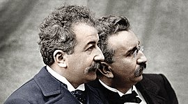 Timeline: Los Hermanos Lumiere (The Lumiere brothers)