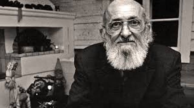 Paulo Freire